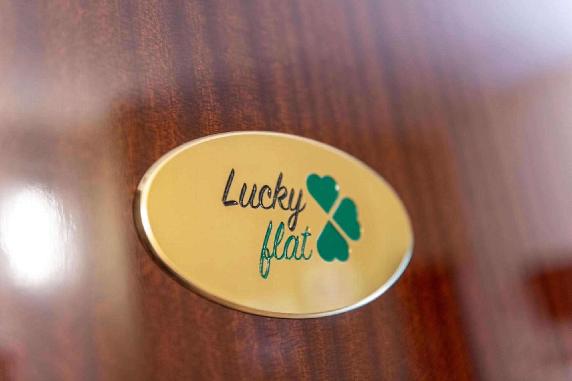 Апартаменти Lucky Flat, Un Momento Di Relax. Мілан Екстер'єр фото
